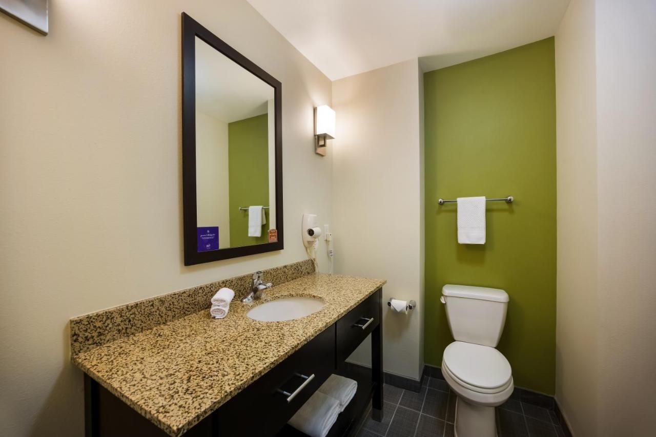 Sleep Inn & Suites Colby Esterno foto
