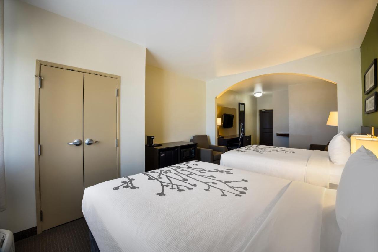 Sleep Inn & Suites Colby Esterno foto