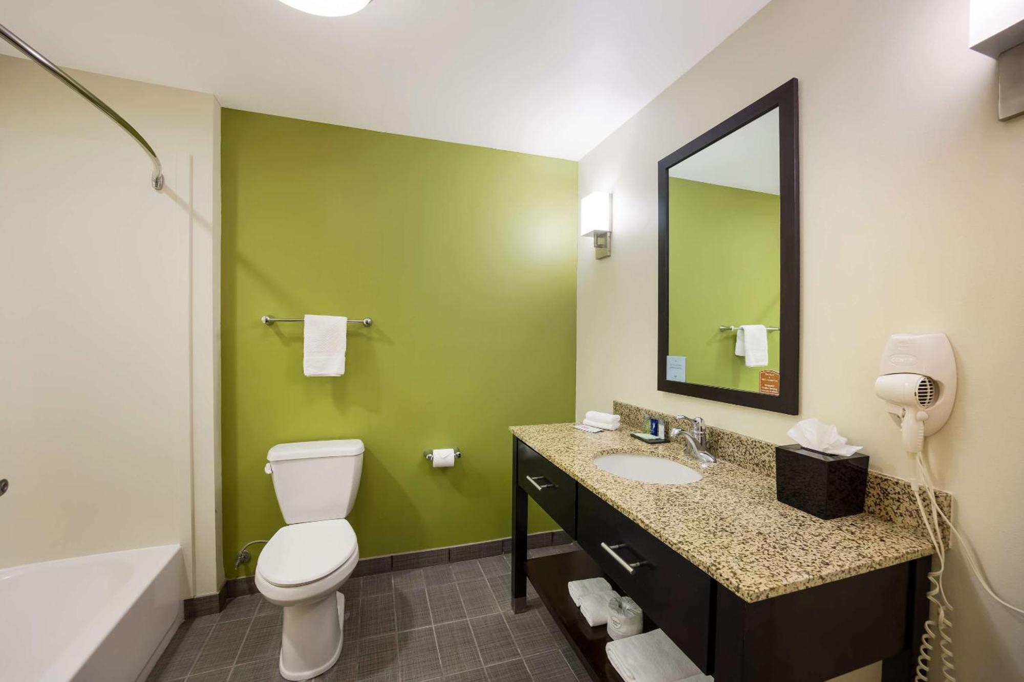 Sleep Inn & Suites Colby Esterno foto