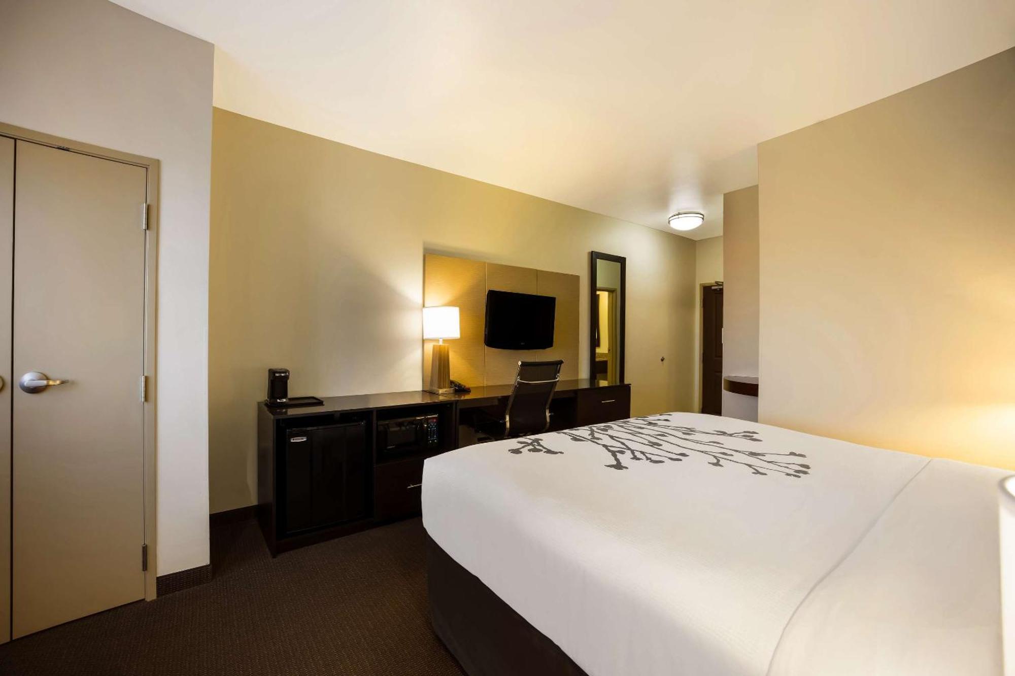 Sleep Inn & Suites Colby Esterno foto